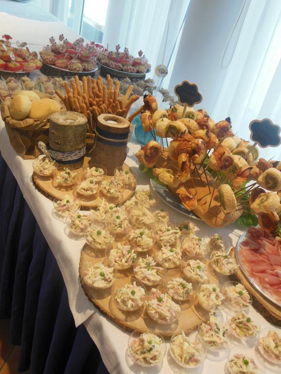 Roero Park Hotel Sommariva Perno Экстерьер фото